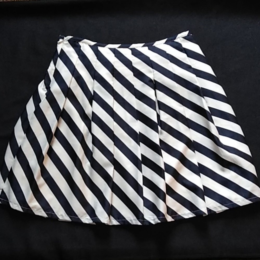 Outbackred plitted stripped skirt size M